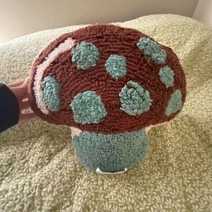 Crochet pillow